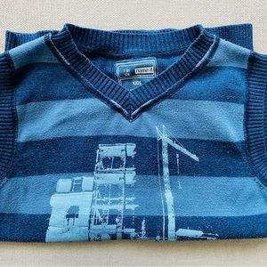 A beautiful European „NameIt“ sleeveless shirt